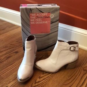 Jefferey Campbell 7.5 boots